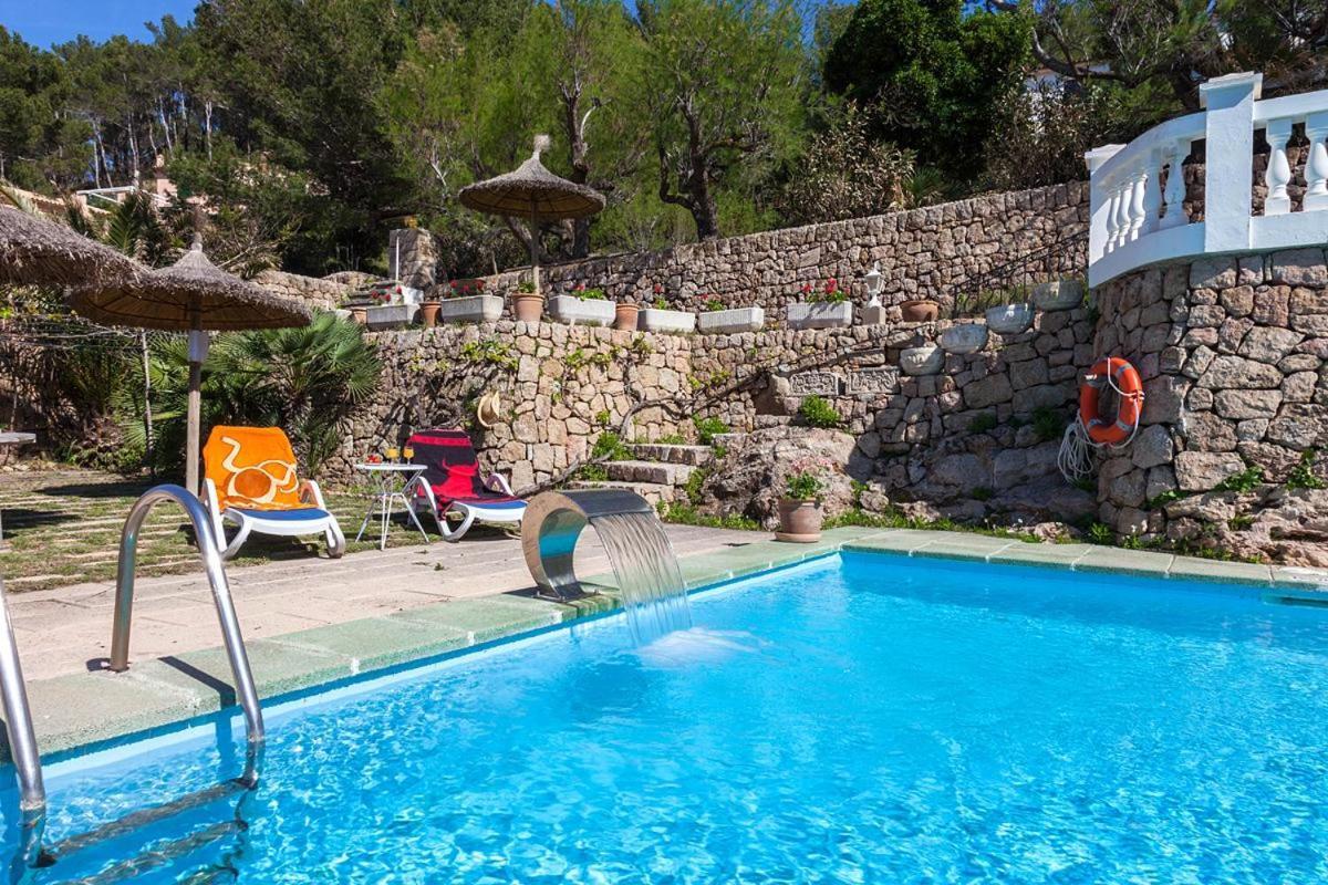 Hostal Los Pinos Cala de Sant Vicenc Esterno foto